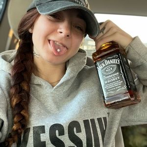 Meet your Posher, Shawna